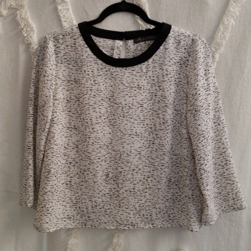 PRICE DROP! 3/4 Sleeve Patterned Blouse